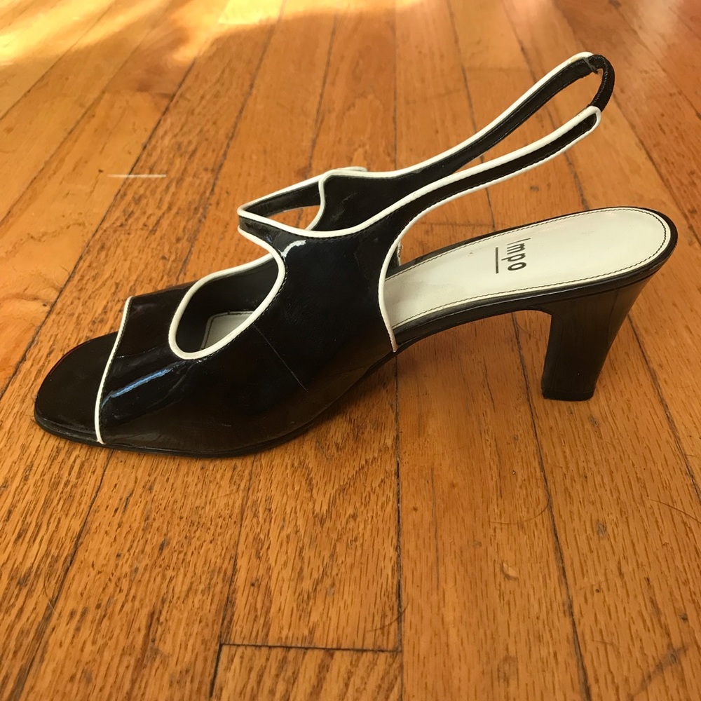 Shoes - Picture 3 of 4